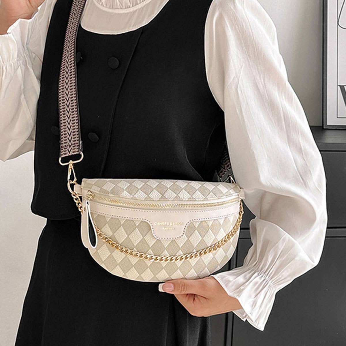 PYRAMID CHECK PU EVERYDAY BELT BAG,CROSSBODY BAG_CWAB0911